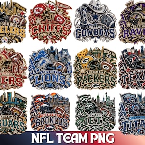 Op de afbeelding: Een verzameling van twaalf digitale grafische ontwerpen met diverse NFL-teamlogo's, helmen, footballs en stadssilhouetten. Elk ontwerp bevat team-specifieke kleuren, namen en symbolen, gerangschikt in een raster op een witte achtergrond.