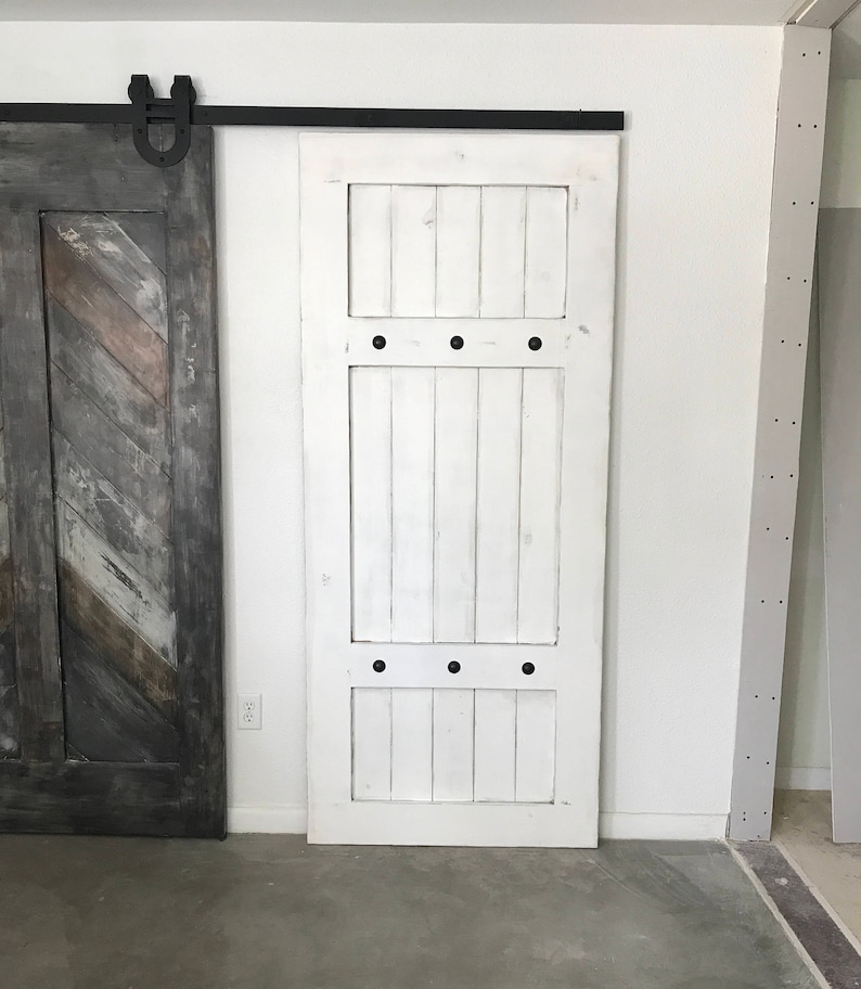 Custom Framed Farmhouse Barn Door Clavo Barn Door Etsy