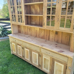 Back in stock Farmhouse Hutch,Barnwood farmhouse,Stepback Hutch,Farm Hutch,Buffet with Hutch,7 x 78 Reclaimed Oak,Reclaimed Pine afbeelding 3