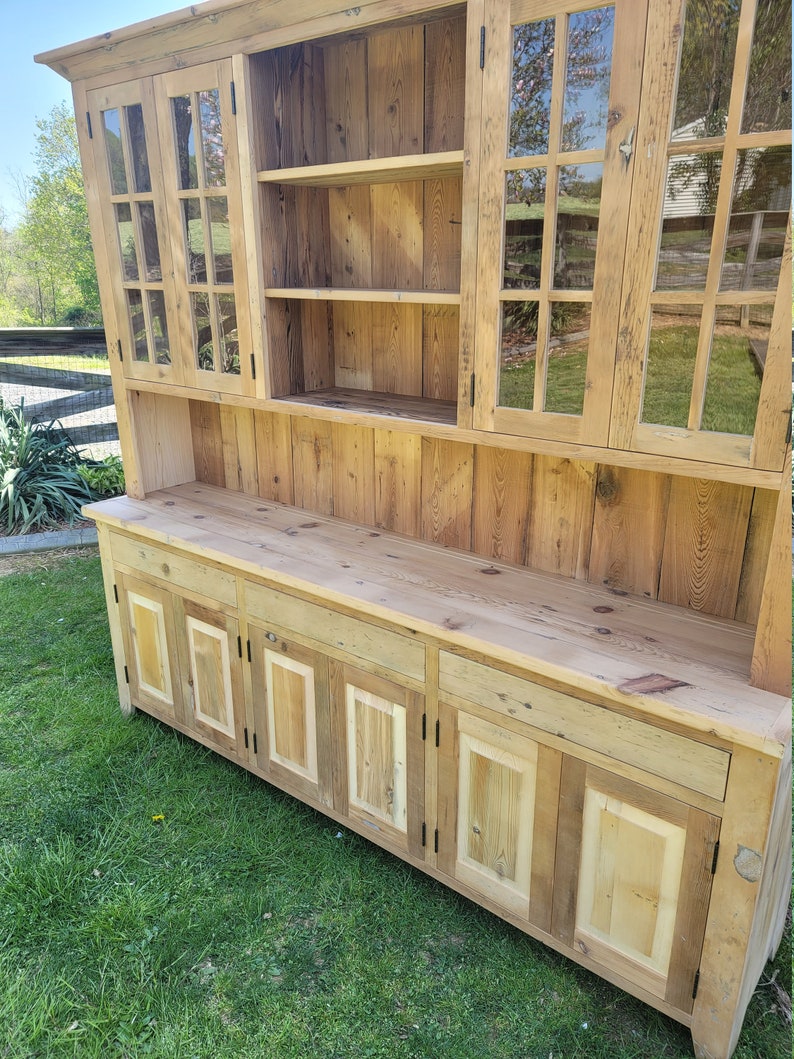 Back in stock Farmhouse Hutch,Barnwood farmhouse,Stepback Hutch,Farm Hutch,Buffet with Hutch,7 x 78 Reclaimed Oak,Reclaimed Pine afbeelding 3