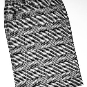RTS VictoriasBliss Women's Modest Knit Pencil Skirt White and Black Plaid Houndstooth Liverpool Knit HOLIDAY SKIRT image 1