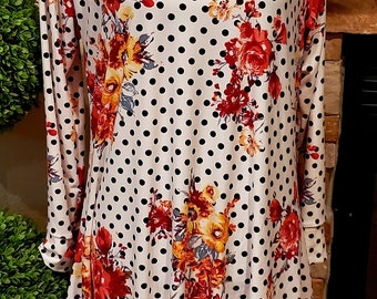 Large~ READY to SHIP!! ~ "Ellie" Handkerchief Top~ Floral Double Brushed Poly~  Ladies Modest Clothing