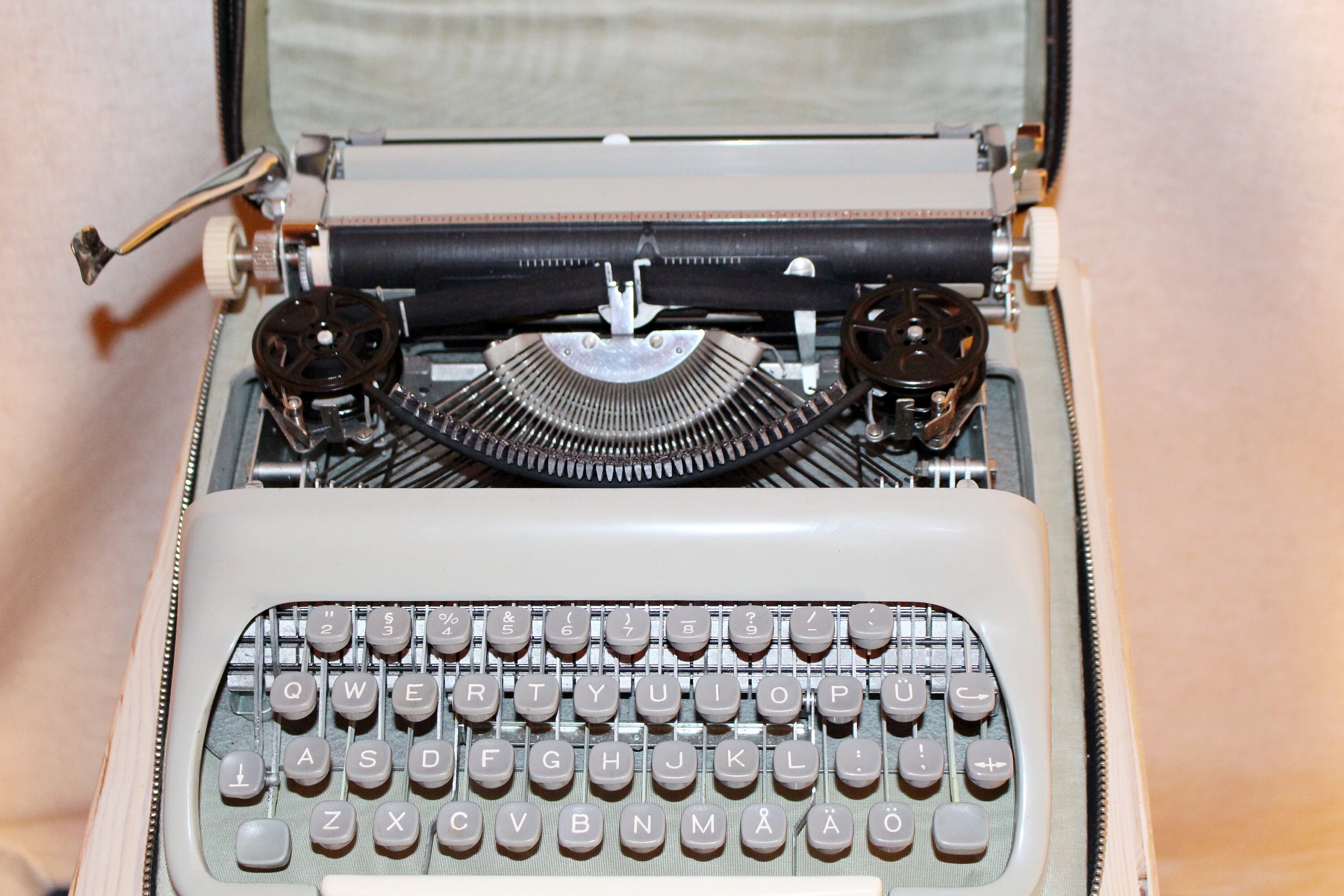 チェコスロバキア製 consul ヴィンテージ タイプライター