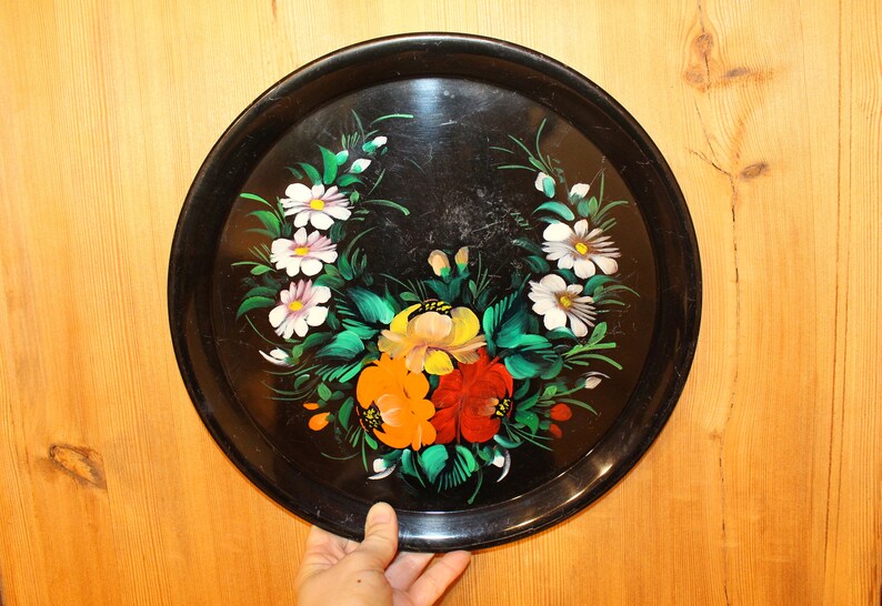 Soviet vintage HANDPAINTED tray platter Round metal tray Floral serving tray Vintage tray Soviet vintage serving tray Large round platter