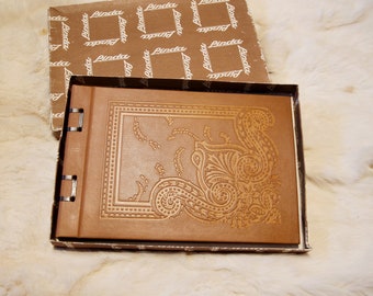 NOS 70s Vintage Handmade genuine leather photo album Linda in a gift box Embossed leather