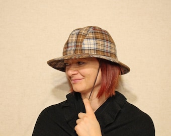 Vintage checkered bucket hat with toggle cord Made in England Marida Wool bucket hat Tartan hat Tartan bucket hat