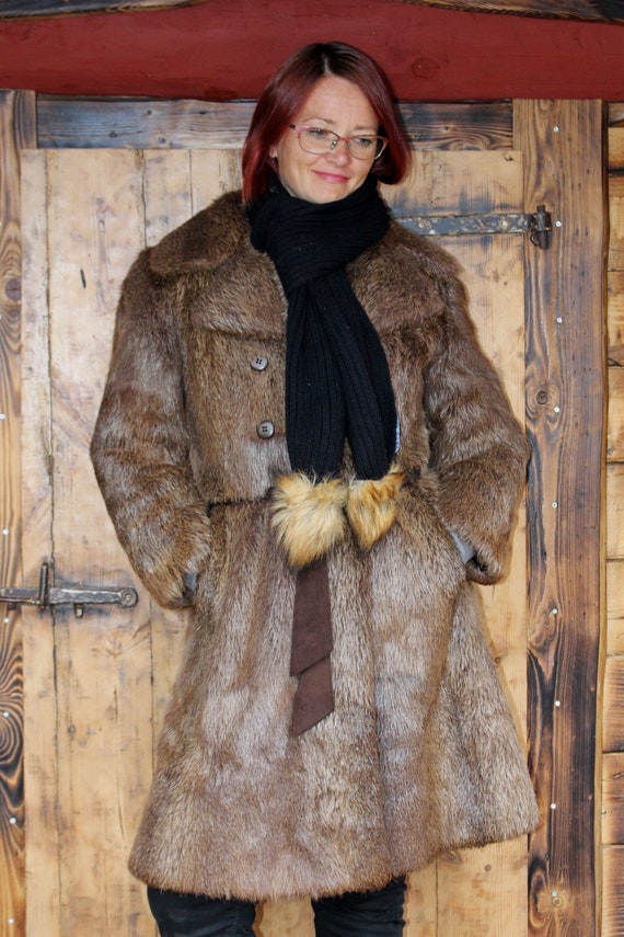 Vintage Muskrat Coat Fur Trench Size S To M Singapore Vintage Muskrat Coat Fur, Muskrat Fur Coat Vintage