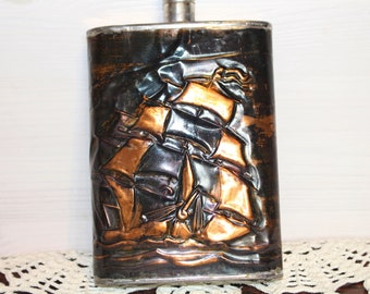 Vintage copper flask Sailing ship Sailboat Flask bottle Metal hip flask Spirit flask Pocket flask Gift for sailor ship captain