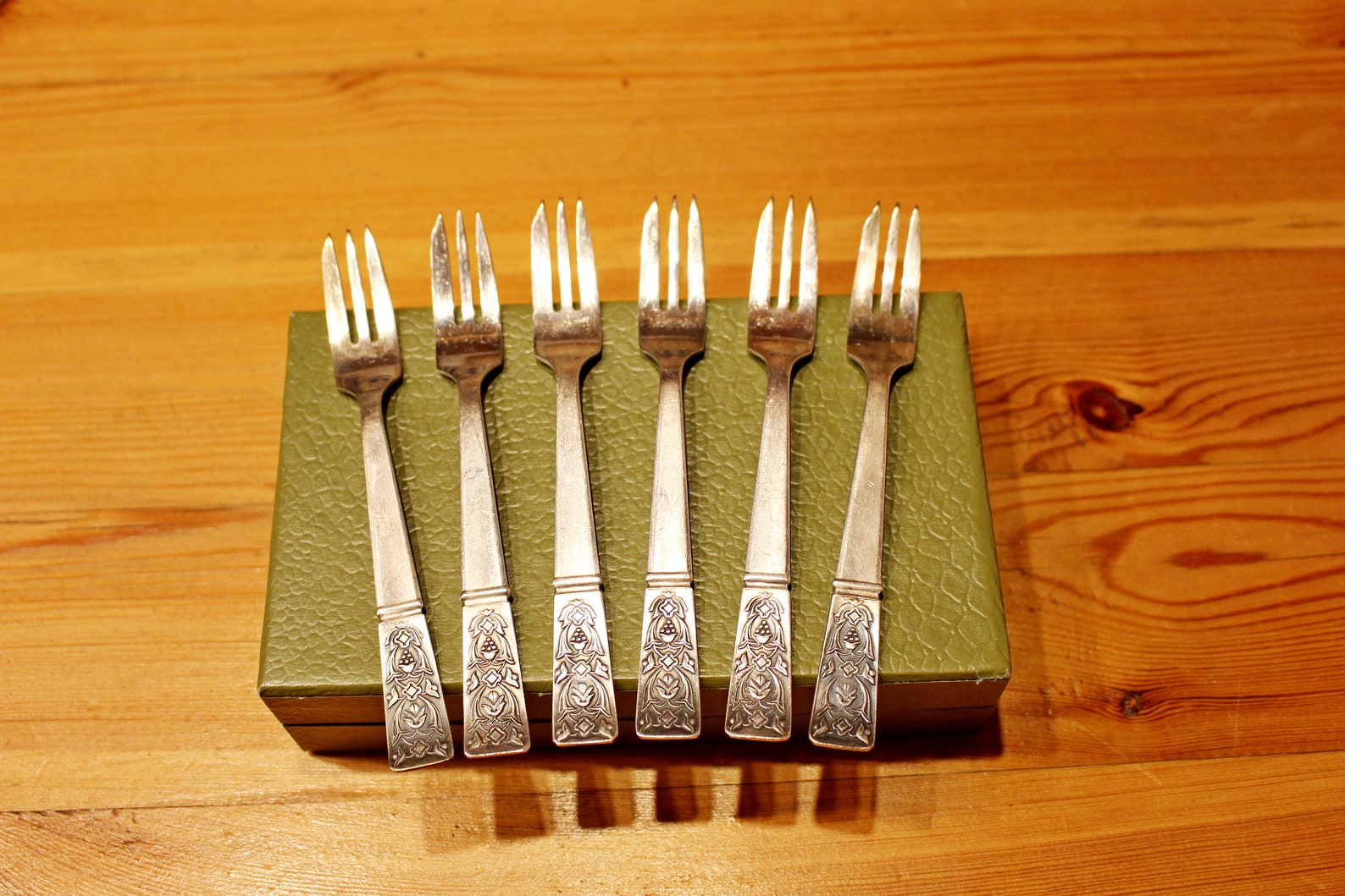 Vintage Dessert Forks Melchior Cake Forks German Silver Forks Etsy
