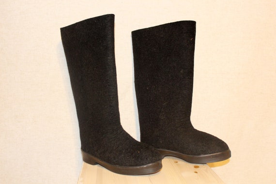 Felt boots Soviet vintage valenki Black wool boots