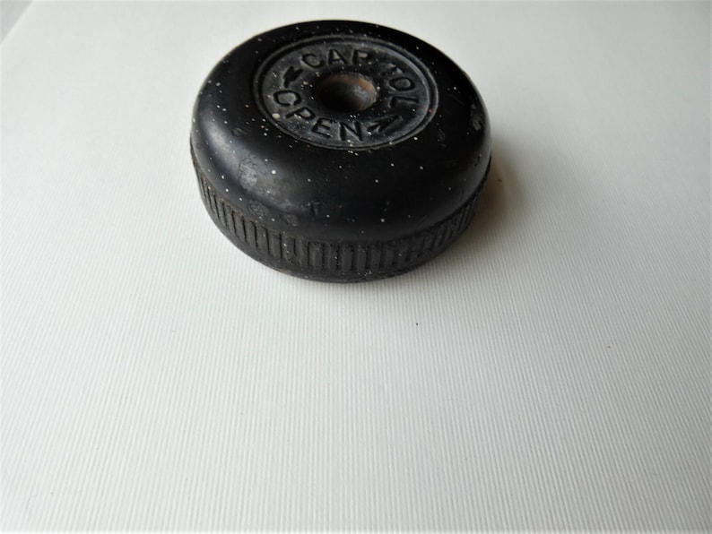 Vintage Capitol Radiator Knob Black Bakelite Steam Radiator Regulator Steampunk Altered Art Supply Open Close