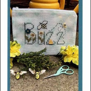 Ulotka z haftem krzyżykowym „Shepherd's Bush Buzz Mini Bag”