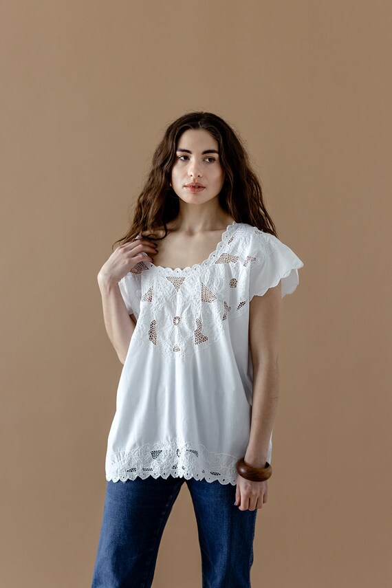 Donsje miesi blouse, warm white flowers