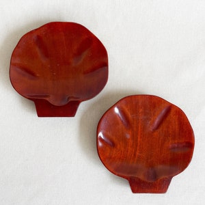 Pair of Vintage Carved Wooden Shell Catchall image 2