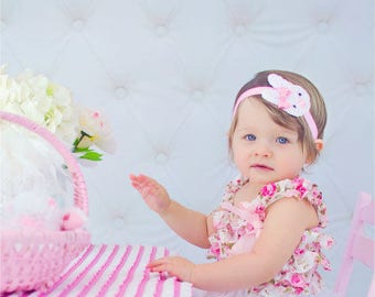 White Buttoned Cushion - Vinyl Photography Backdrop Photo Prop