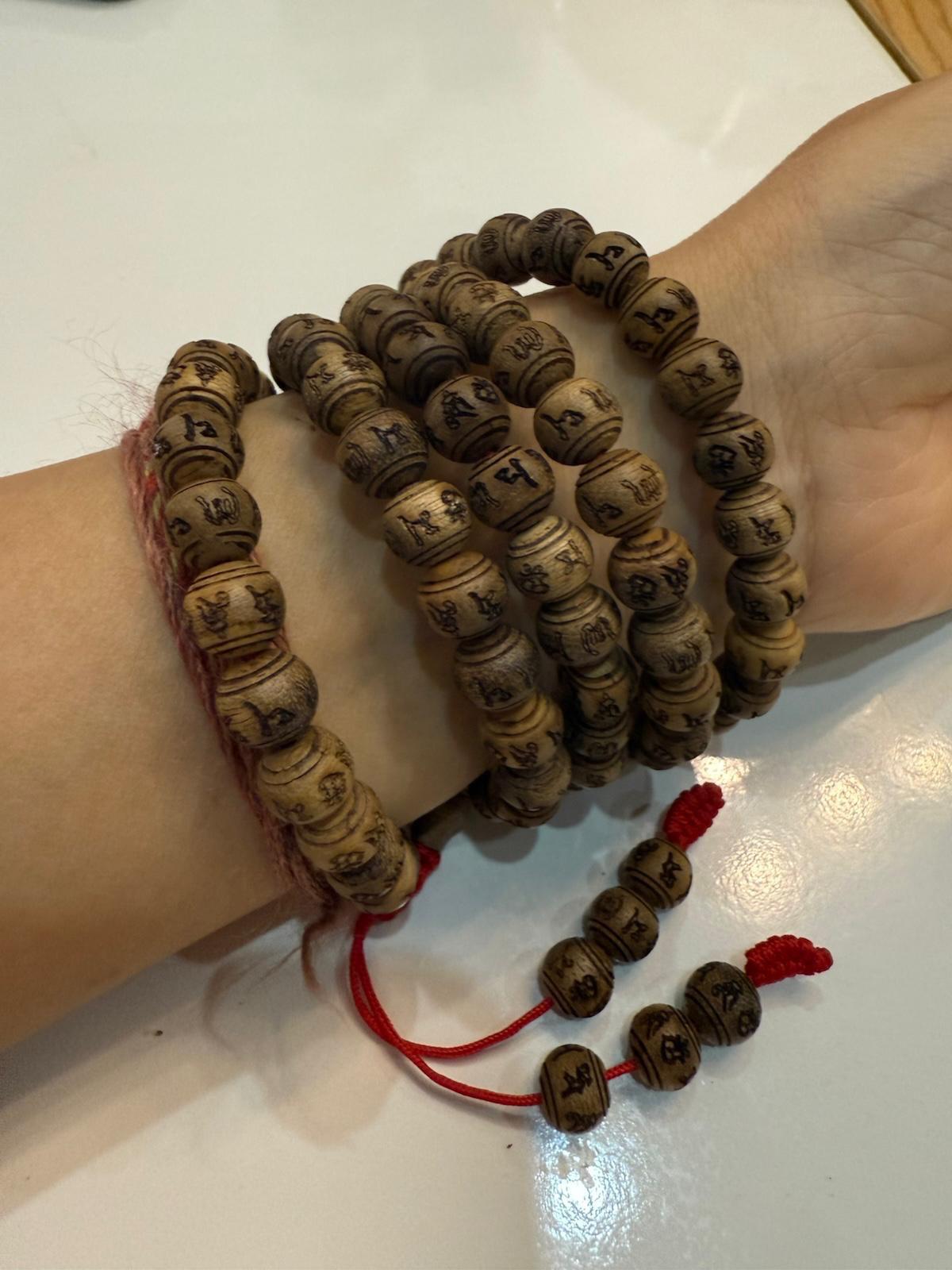 Blessed Vietnamese Agarwood Mala, 108 Beads, 8mm Om Mani Padme Hum Engraved — image 4