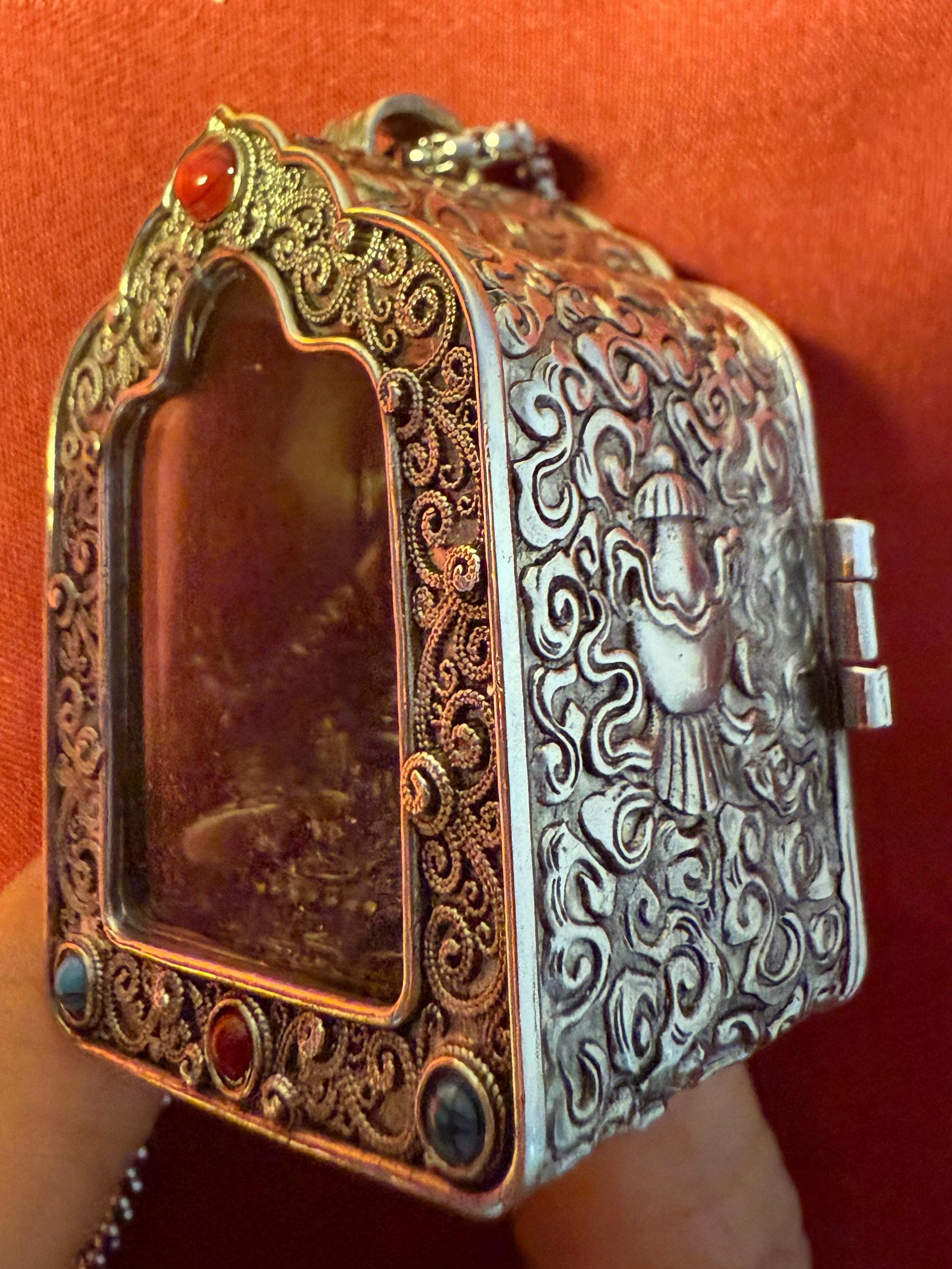 Guru Rinpoche Gau – Handmade Tibetan White Copper Shrine with 4cm Yellow Copper Padmasambhava Statue, Blessed & Consecrated — image 4