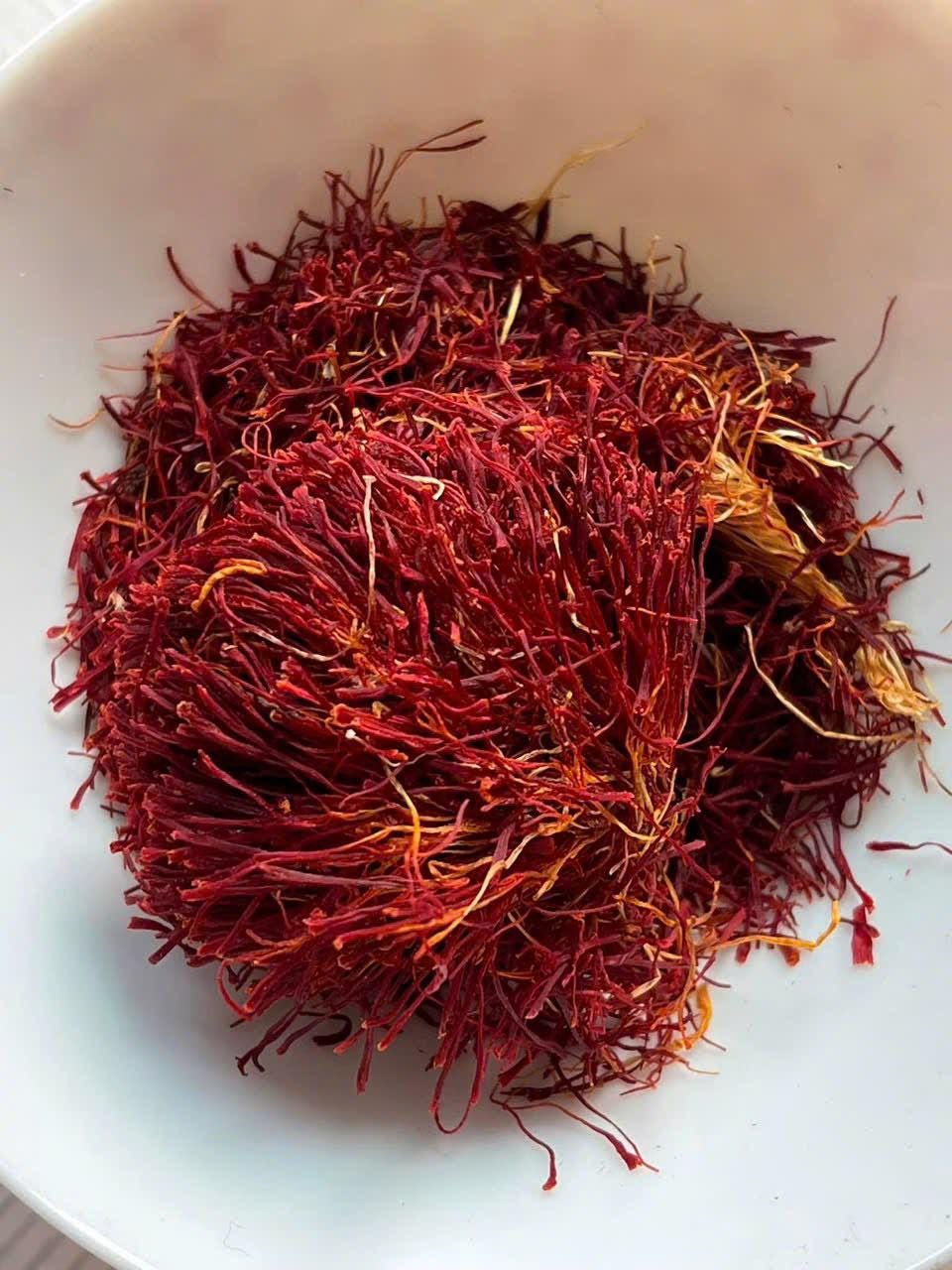 Kashmir Saffron 10g – Whole Red Saffron Threads, Farm-Sourced in Ladakh, Small Batch, 100% Pure