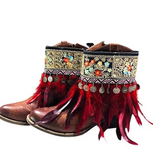 Rode veren cowboylaarsmanchetten: boho bootcovers