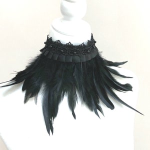 Black feather collar / Steampunk high collar/ Burlesque fringe collar / Feather choker /Gothic feather chocker/ Halloween Costume