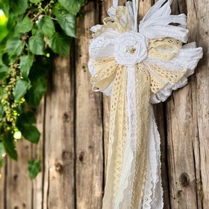 Grand noeud de chiffon shabby chic, décoration de mariage à la ferme, couronne, noeud de banc, décoration de porte d'entrée.