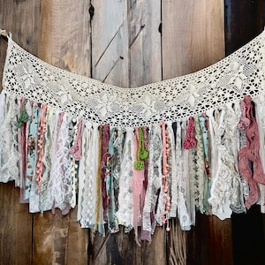 Shabby Chic Fringe Window Valance: Handmade Vintage Lace Garland