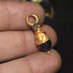 Ancient Roman Solid Gold Amulet Pendant with Garnet inlay circa 1st Century AD