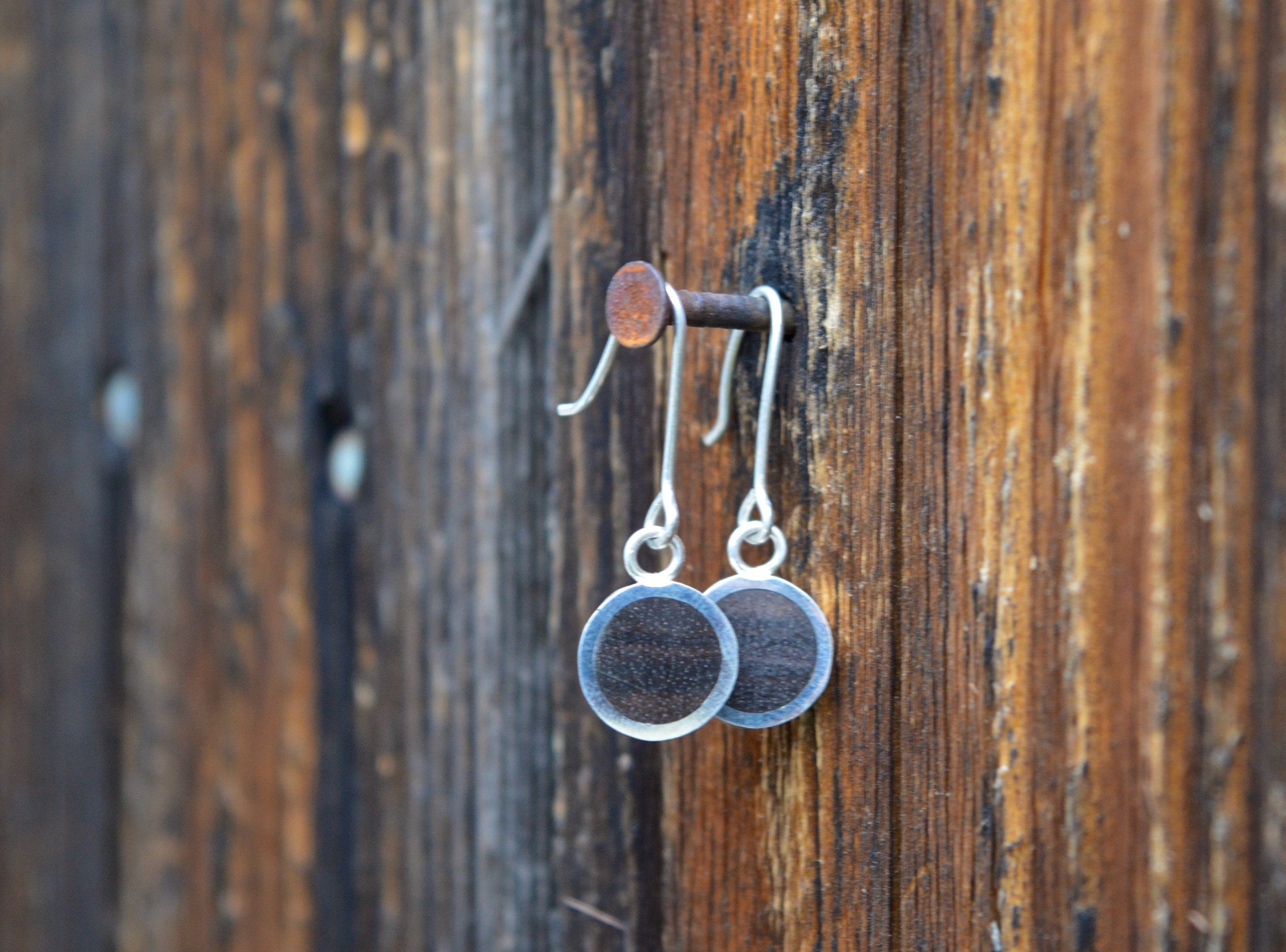 Simple metal earrings deals