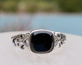 Sterling silver Native American ring with black onyx and turquoise AS IS # 2233 T1