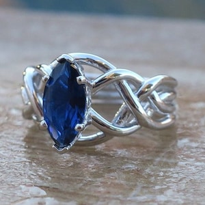 SALE Unique Vintage 925 Sterling Silver Marquis Sapphire CZ Celtic Solitaire Ring