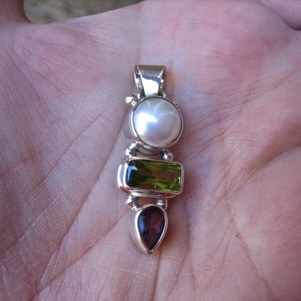 Vintage 925 Sterling Silver Pearl, Peridot and Amethyst Pendant