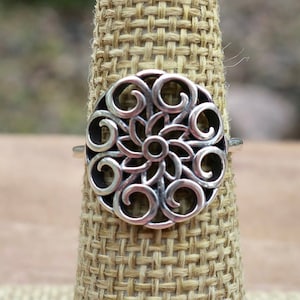 Vintage 925 Sterling Silver Flower Ring