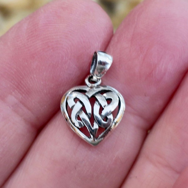 925 Sterling Silver Celtic Heart Pendant