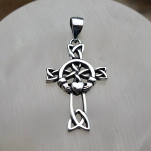 925 Sterling Silver Claddagh Cross Pendant