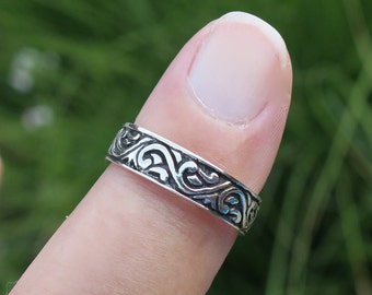 Vintage 925 Sterling Silver Scroll Wedding Band