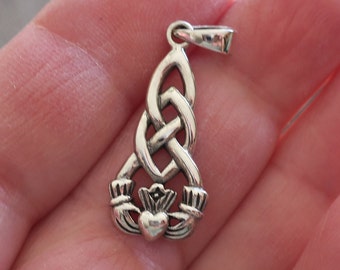 925 Sterling Silver Woven Claddagh Pendant