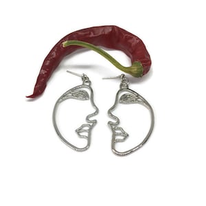 Face earrings, face silhouette earrings, modern people earrings, woman earrings, face shaped earrings, abstract jewelry, gift for her