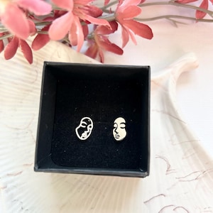Face earrings, stud earrings face, human face silhouette studs, people earrings, human face earrings, unique earrings, gift for her