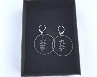 Schwarzes Messing Ohrringe, Blatt Ohrringe, Boho baumeln Ohrringe, Natur-Liebhaber Geschenk, runde Ohrringe, ovale Ohrringe, Kreis baumeln Ohrringe