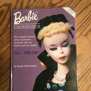 Barbie Fashion hard copy book Vol.I 1959-1967 image 1