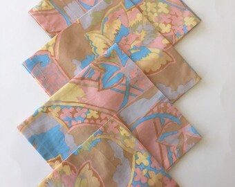 Stoffen servetten met bloemenprint, set van 4, milieuvriendelijke katoenen dinerservetten