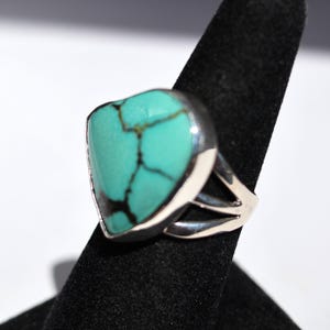 TURQUOISE RING, Carico Lake Turquoise, Stunning  Deep Blue  Natural Turquoise, Sterling Silver, Size 9, Mined In Nevada