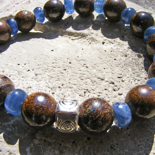 BOULDER OPAL With Blue Kyanite Bracelet, 10mm Round Beads, Beautiful Earthy Tones, Unique Combination, Pewter Finding, On Stretch Cord