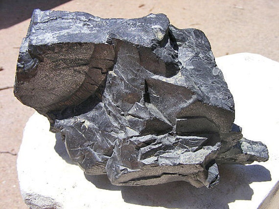 PETROVSKY SHUNGITE SPECIMEN, Very Rare Petrovsky Shungite, 489 Grams, or  2445 Carats, 70-85% Carbon, Like Silver or Noble Shungite - Etsy