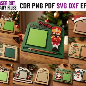 Könnte beinhalten: Eine Sammlung von lasergeschnittenen Notizhaltern aus Holz mit Weihnachtsmotiven wie Nussknackern, Weihnachtsmännern und Elfen. Jeder Halter enthält ein quadratisches Feld für Haftnotizen, einen Stifthalter und festliche Schriftzüge.