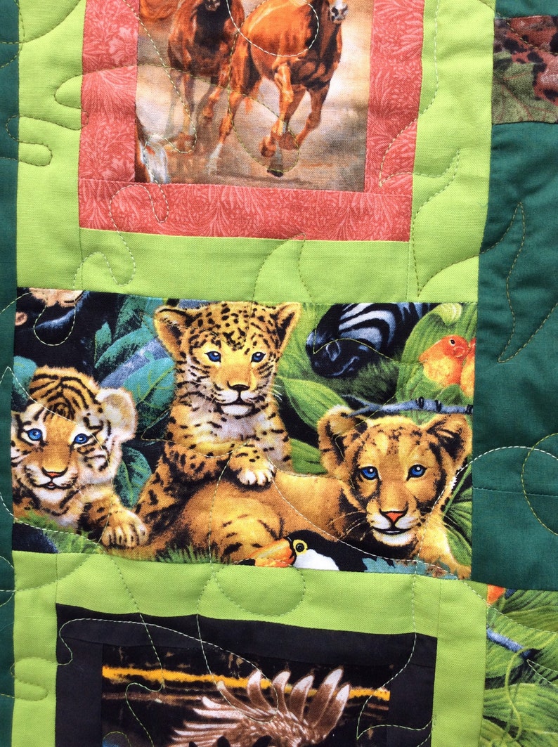 Wild Animal Wolf Lions Tiger Giraffe Elephant Eagle Ram with Camouflage and greens toddler baby Crib Comforter Quilt