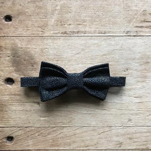 Simply Me • Gentlemen ~ Kids Bow Tie ~ Gift ~ Holiday Bow Tie ~ Christmas ~ Wedding ~ Black and Gold ~ Handmade