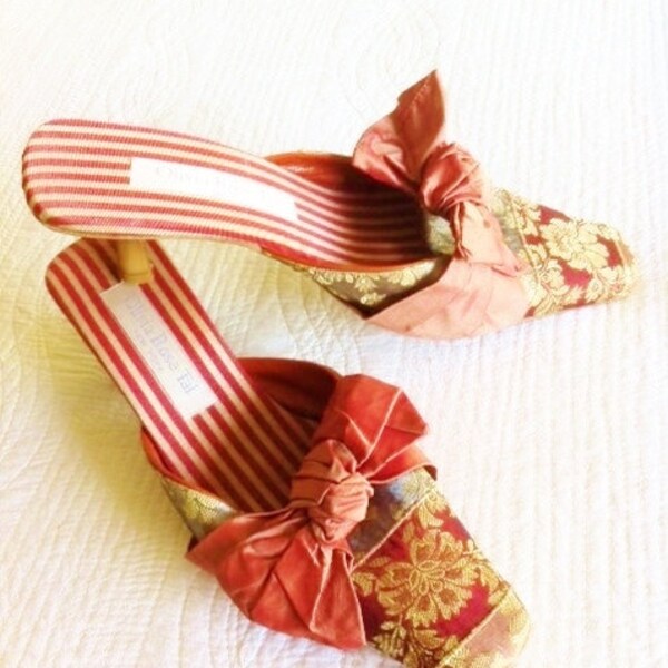 Vintage Romantic Pomegranate and Pewter Satin Brocade Shoes, Olives and Doves