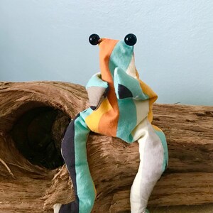 Arlo the Therapy Frog: filled w rice & organic lavender buds, hot/cold pack, hand warmer, paper weight, phone holder, bean bag, sachet image 2