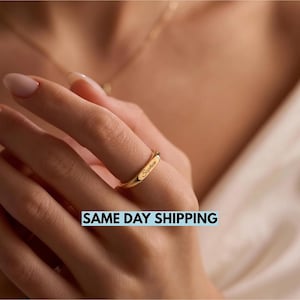 Anpassad namnring | Graverad datumring | Personlig parring | Minimalistisk stapelring | Elegant signetring